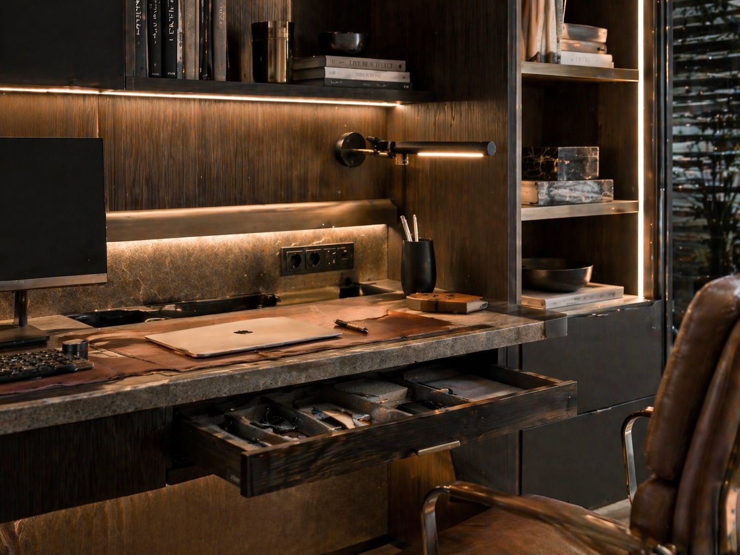 Кабинеты BOSS ART — Свет и быстрый доступ к хранению